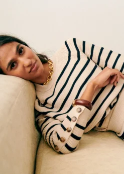 Pull Sami-Sezane Online