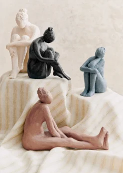 Sculpture Guénolée Courcoux - Femme Jambes Allongées Grand Modèle-Sezane Cheap